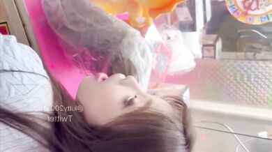 FansOnekitty(kitty2002102)逛夜市到一半有够湿的进来造娃 (2)